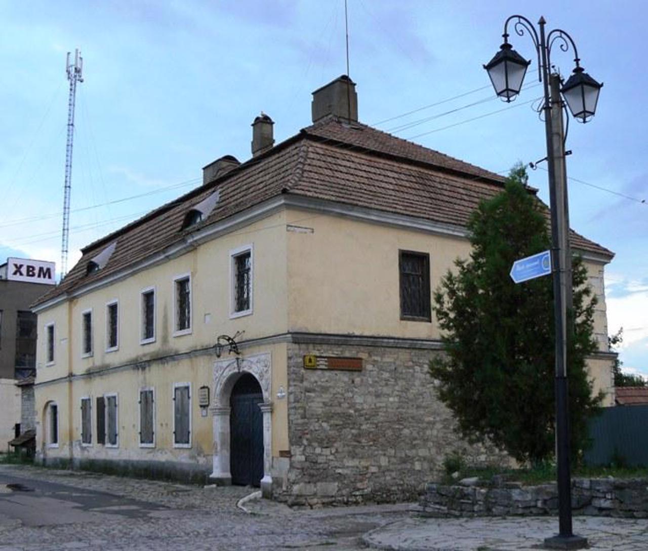 Музей старожитностей Камʼянець-Подільський 