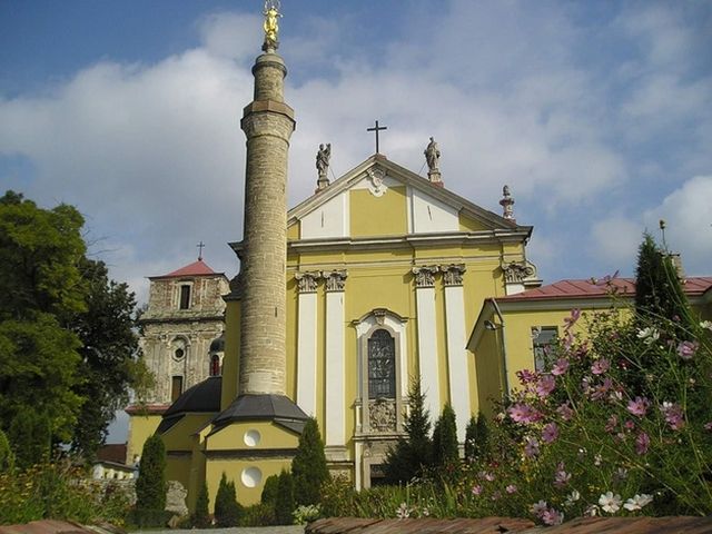 Костел Святих Апостолів Петра та Павла Камʼянець-Подільський