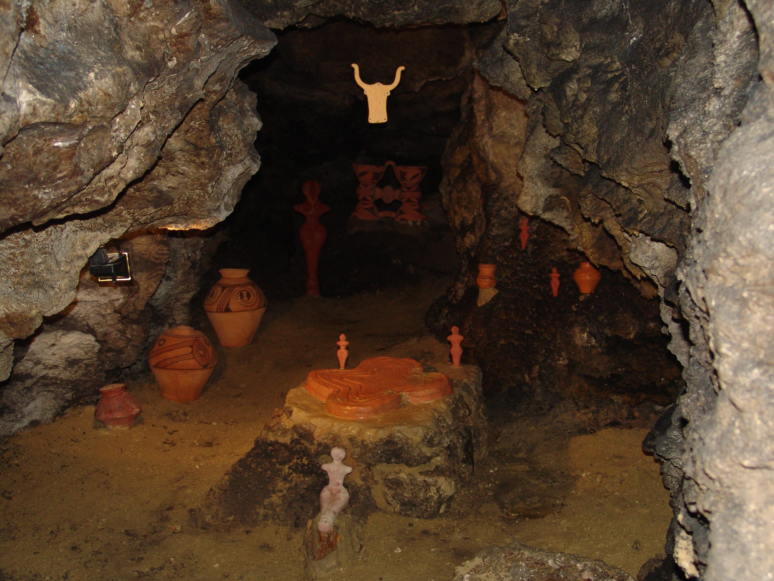 “Печера Вертеба музей трипільської культури”